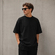 [чёрный]