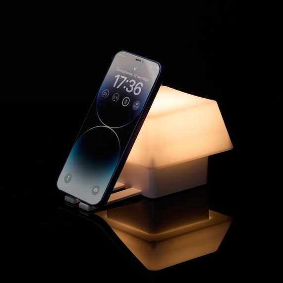 [Светильник с подставкой для смартфона Knoppi, белый]