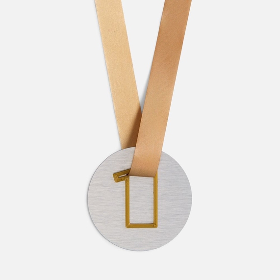 [Медаль Fundo, серебристая с 3D-подвеской Symbol, цифра 1]