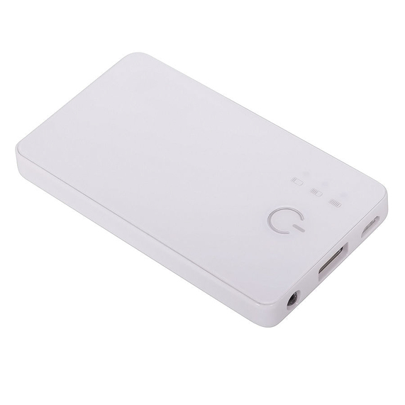 [Универсальное зарядное устройство "Plain" (2800mAh) с фонариком]
