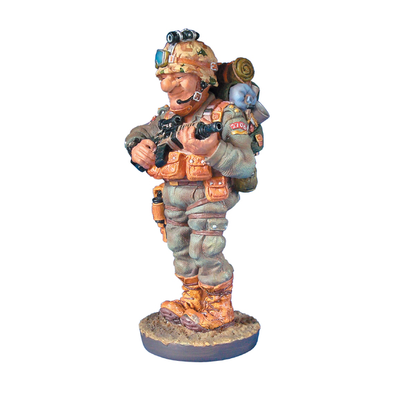 [Скульптура "Военный"]